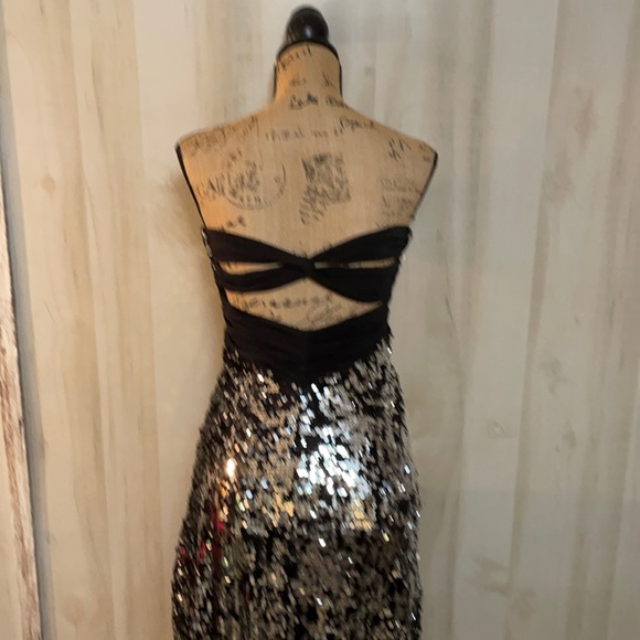 Speechless evening gown. Size small. S21 - Picture 2 of 3